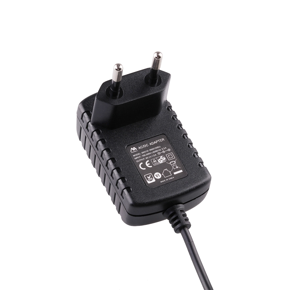 Adaptador de corriente para montaje en pared de 12V1.5A 18W