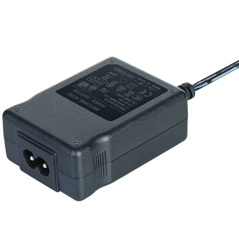 Adaptador de corriente de escritorio de 12 W