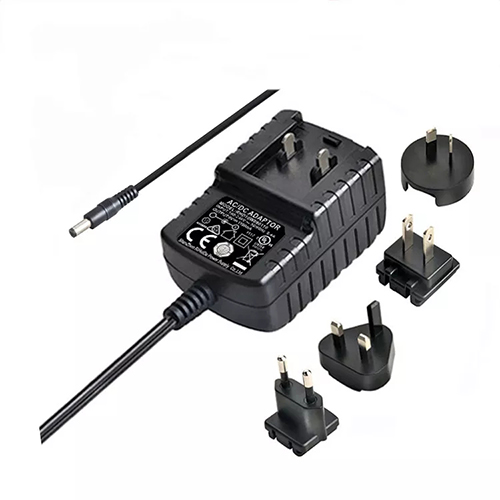 Adaptador de corriente de enchufe desmontable de 12 W