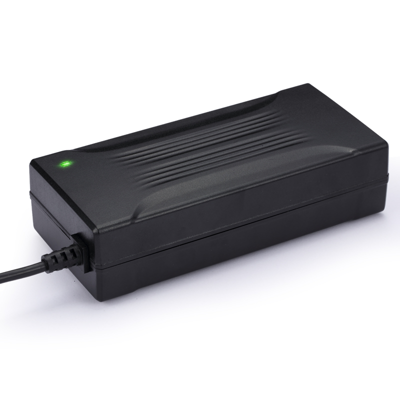 Cargador de batería de 150W