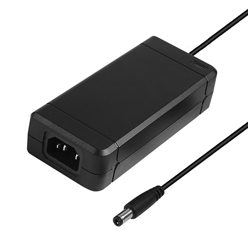 Adaptador de alimentación de escritorio de 96W